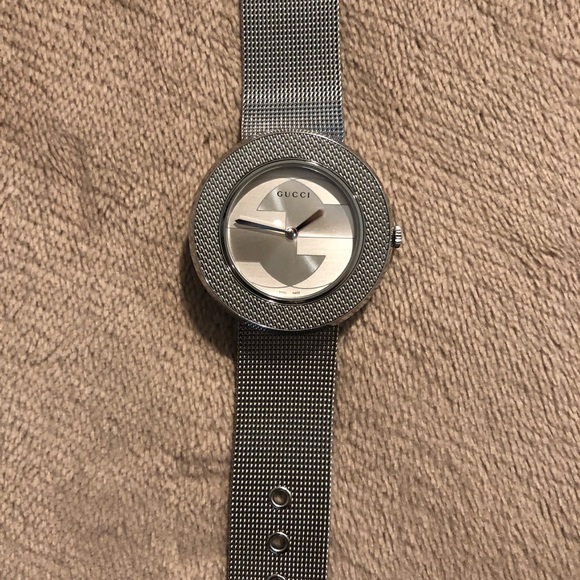 Gucci watch - Picture 4 of 5
